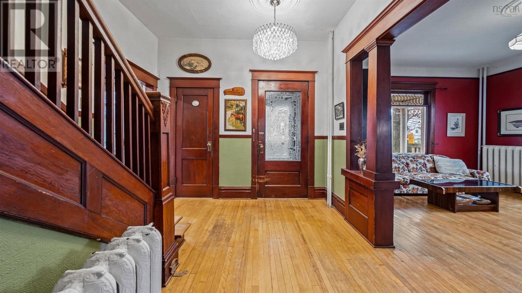 132 Prince Albert Road, Dartmouth