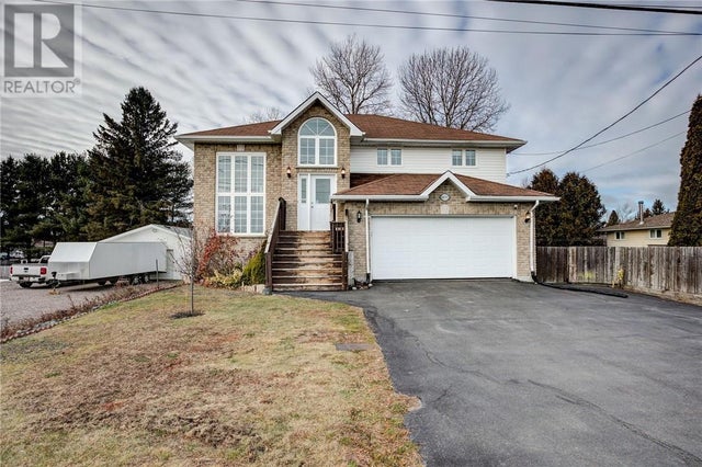 4153 Elmview, Hanmer