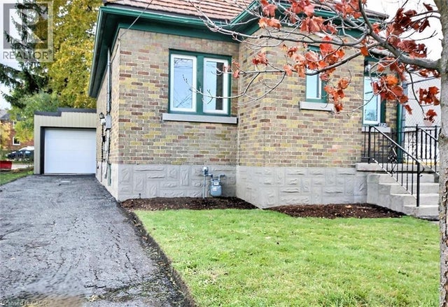 324 Wellington Street N, Kitchener