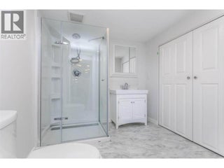 932-930 Lawson Avenue. Kelowna, British Columbia