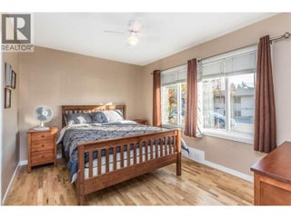 932-930 Lawson Avenue. Kelowna, British Columbia