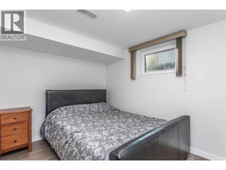 932-930 Lawson Avenue. Kelowna, British Columbia