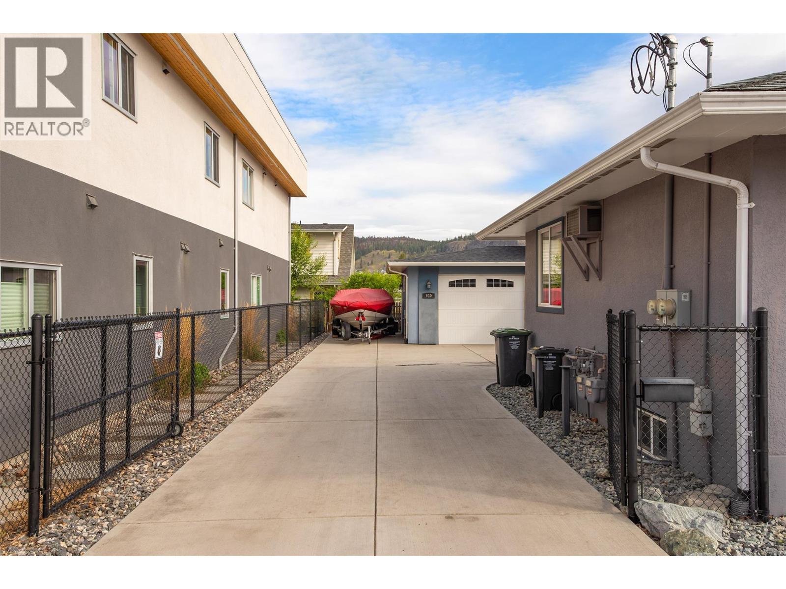 932-930 Lawson Avenue. Kelowna, British Columbia