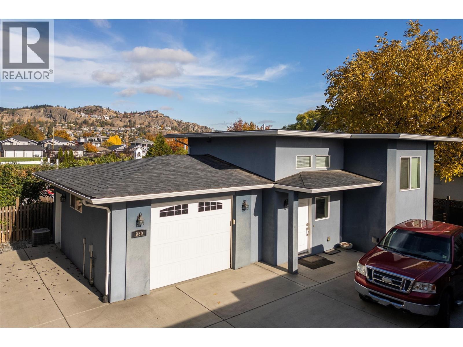 932-930 Lawson Avenue. Kelowna, British Columbia