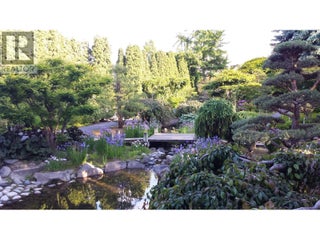 932-930 Lawson Avenue. Kelowna, British Columbia