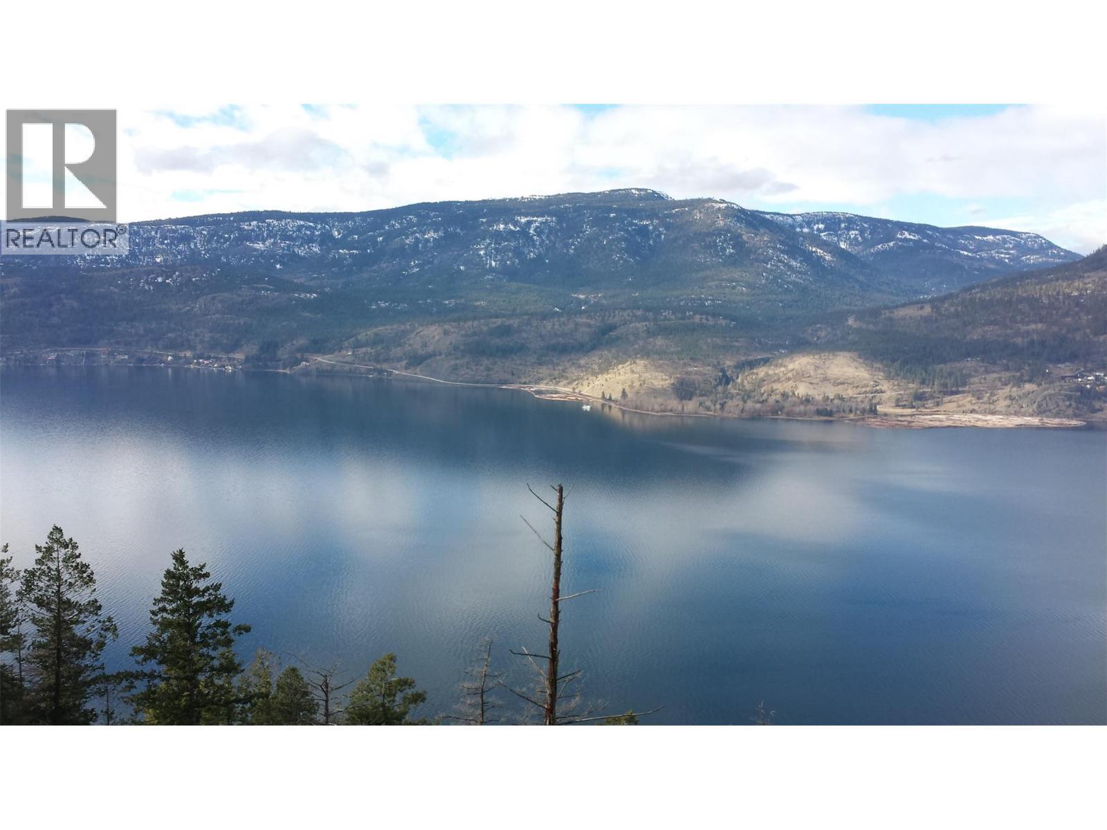 932-930 Lawson Avenue. Kelowna, British Columbia