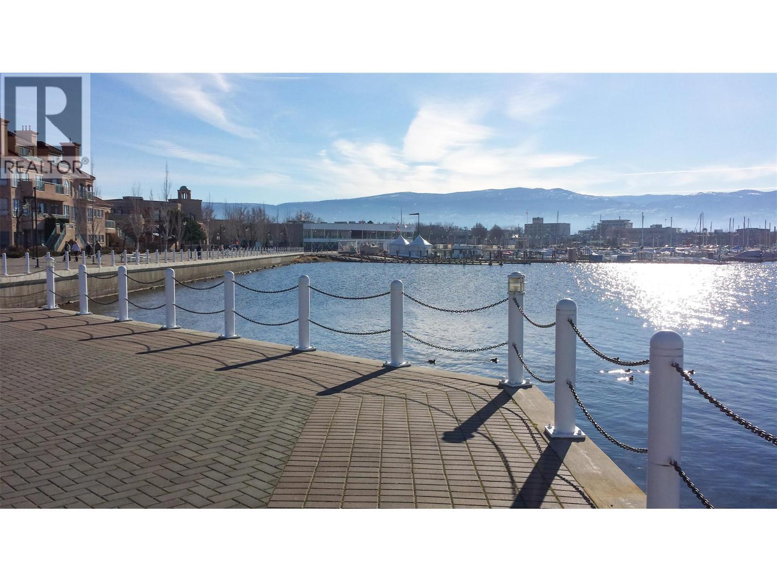 932-930 Lawson Avenue. Kelowna, British Columbia