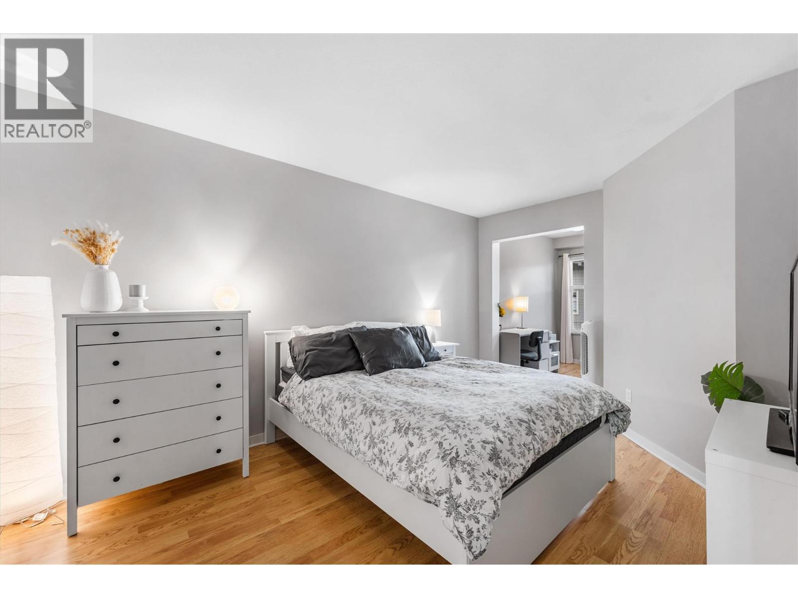 555 Yates Road Unit# 403. Kelowna, British Columbia