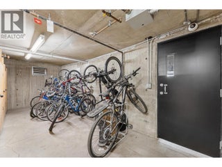 555 Yates Road Unit# 403. Kelowna, British Columbia