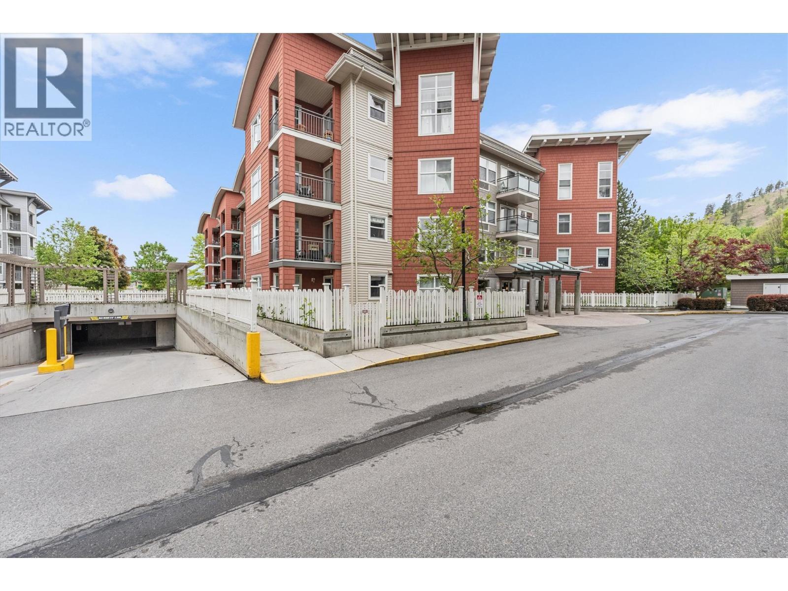 555 Yates Road Unit# 403. Kelowna, British Columbia