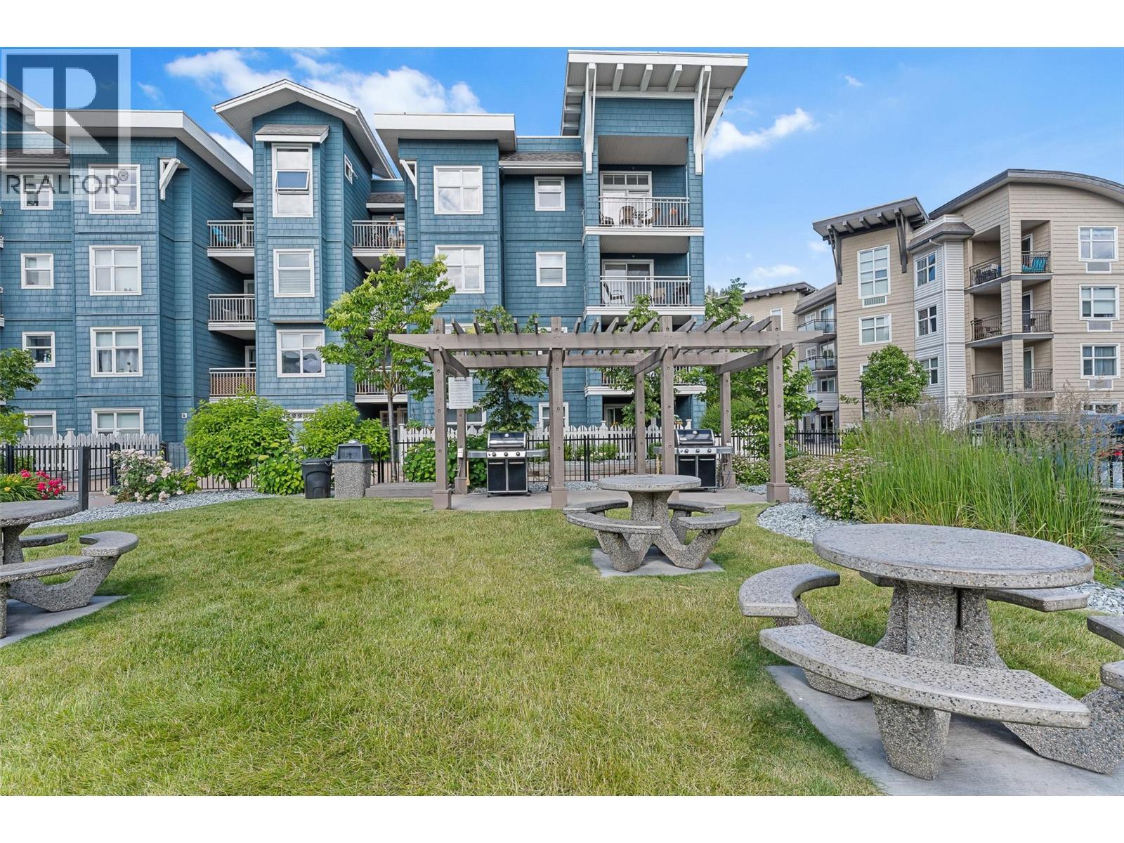 555 Yates Road Unit# 403. Kelowna, British Columbia