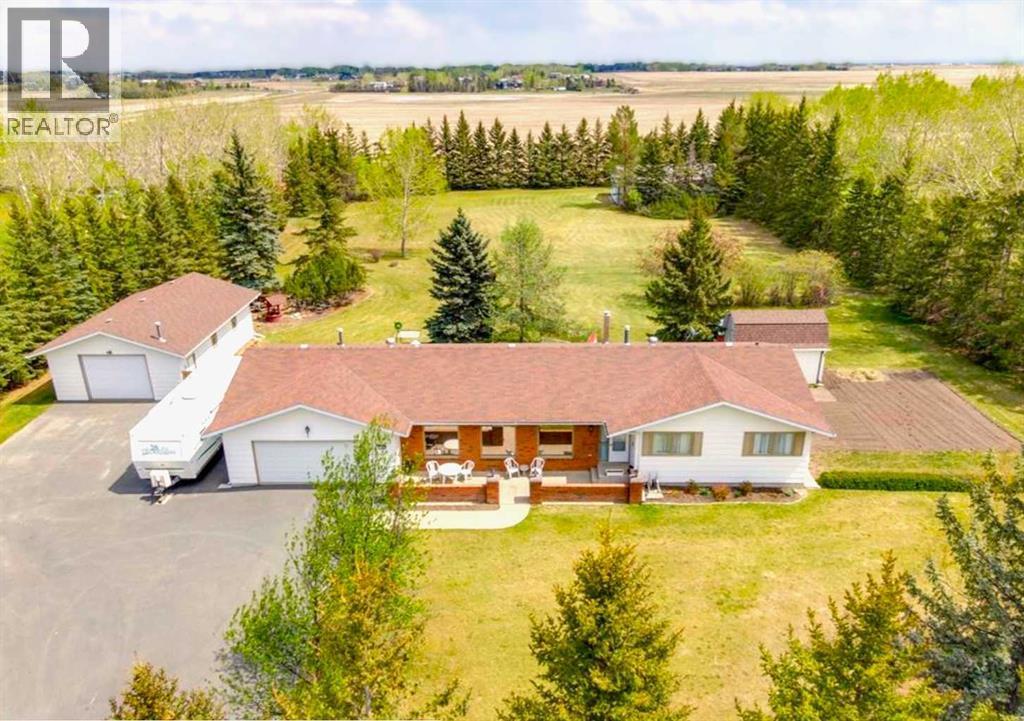 26 Lake Ere Estates, Chestermere