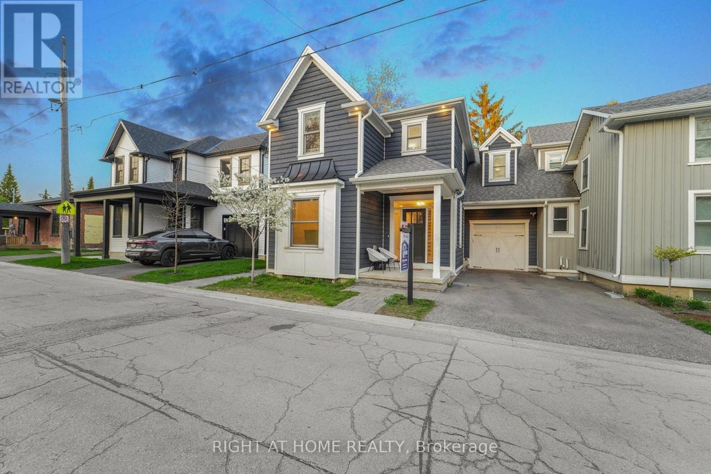 17 George Street, Markham (old Markham Village)