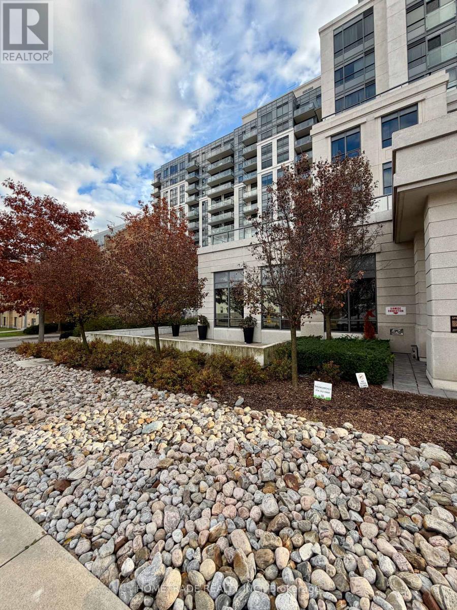 310 - 35 Saranac Boulevard, Toronto (englemount-Lawrence)