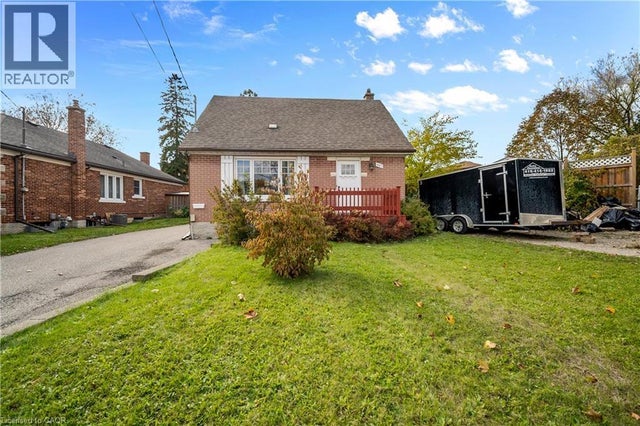 541 Courtland Avenue E, Kitchener