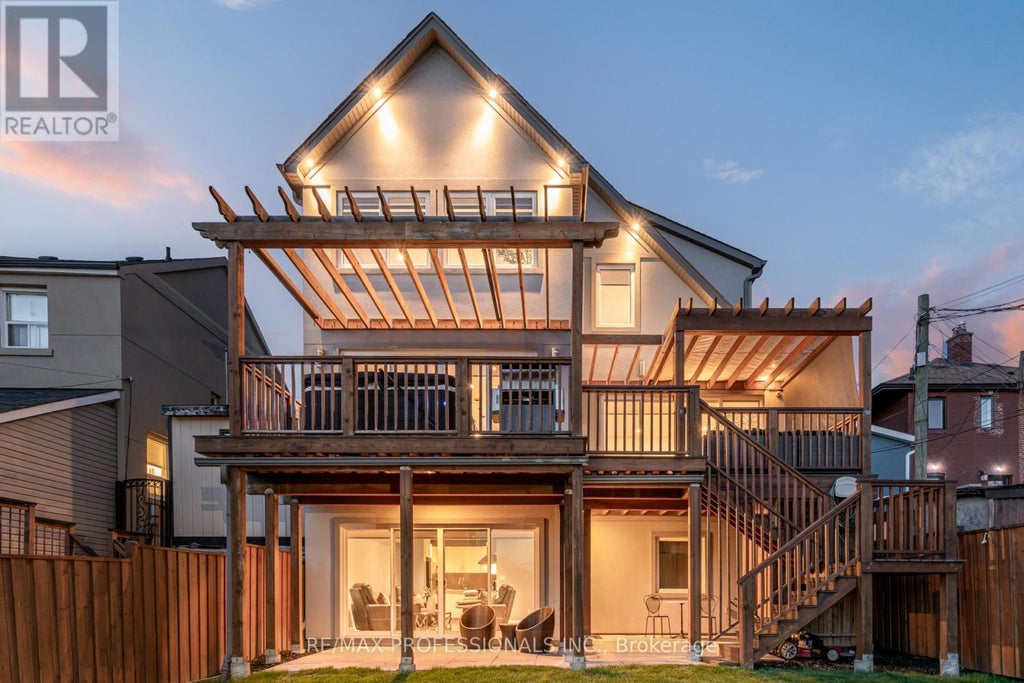 372 Silverthorn Avenue, Toronto (keelesdale-Eglinton West)