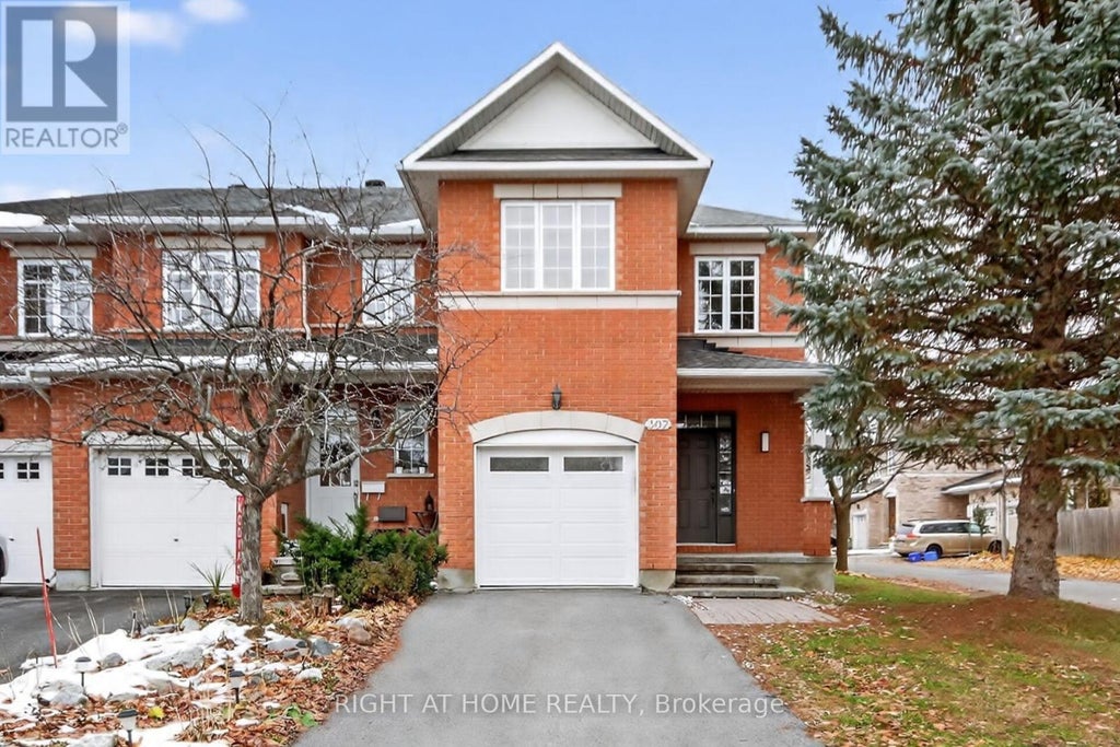 302 Goldridge Drive, Ottawa