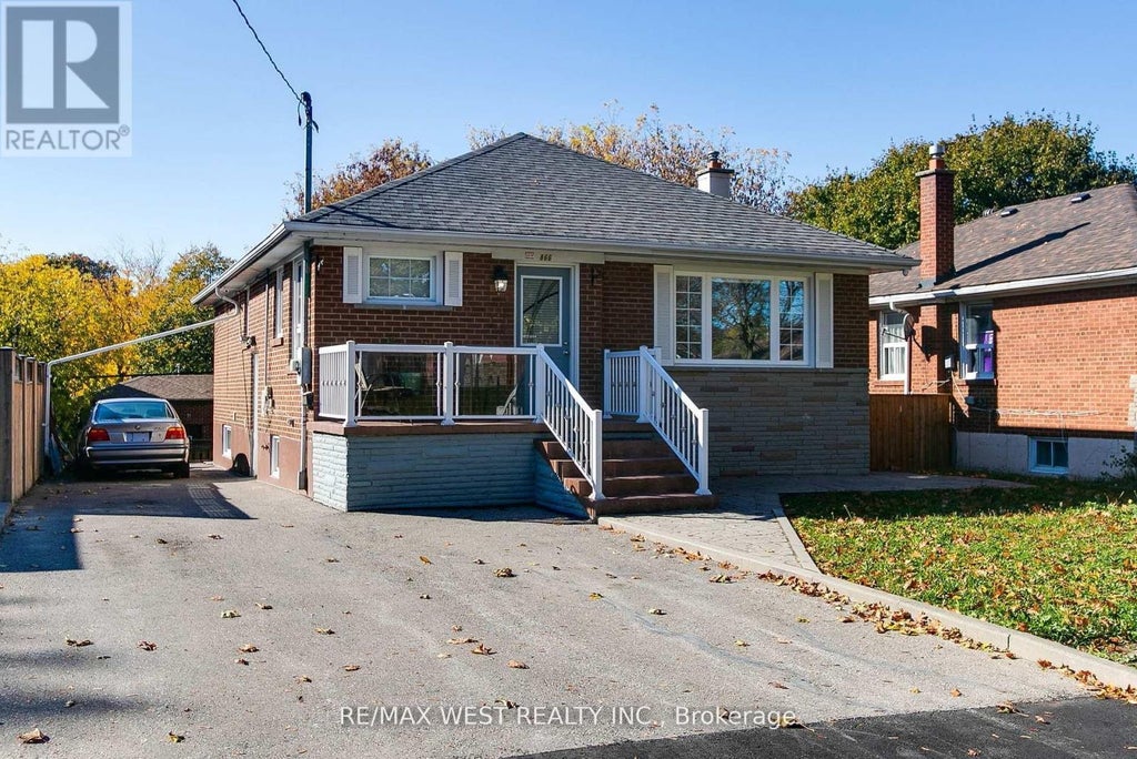 866 Scarborough Golf Club Road, Toronto (woburn)