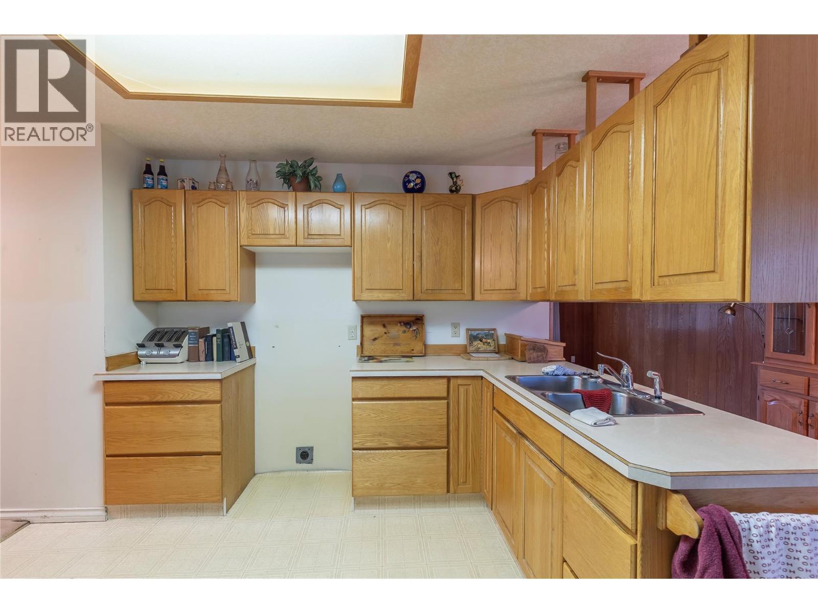 2619 Lakeshore Road. Vernon, British Columbia