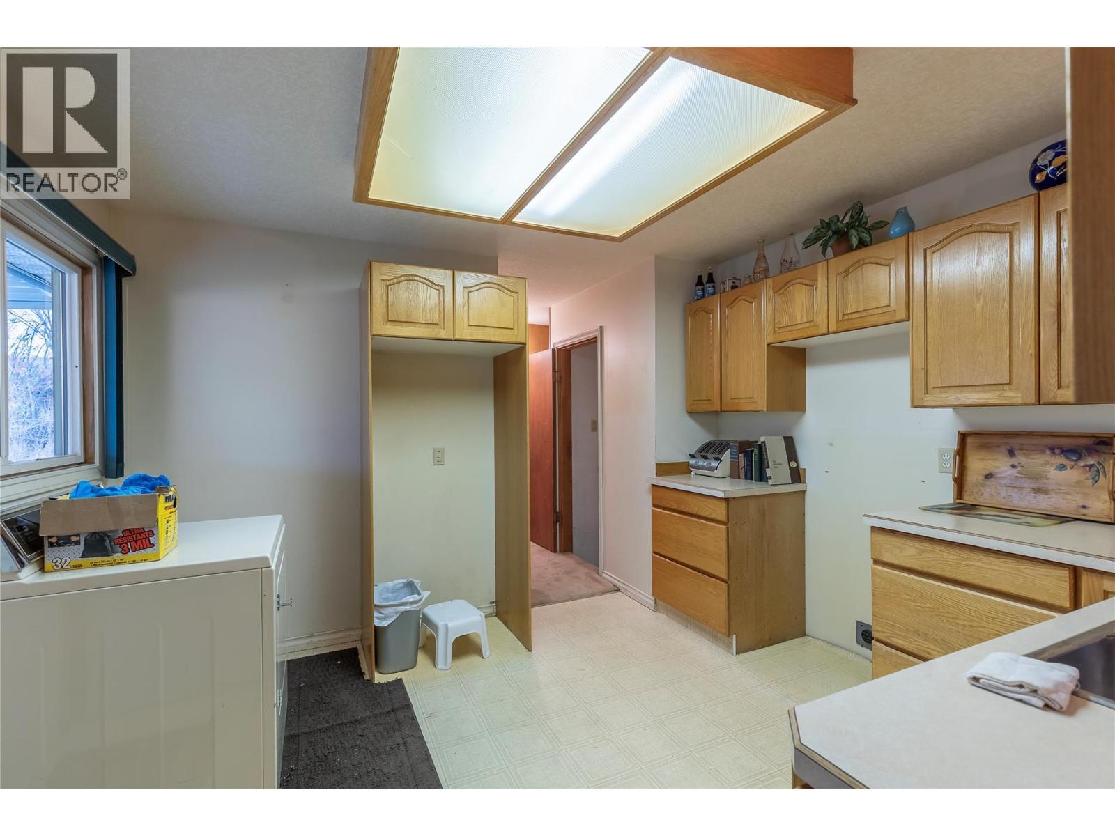 2619 Lakeshore Road. Vernon, British Columbia