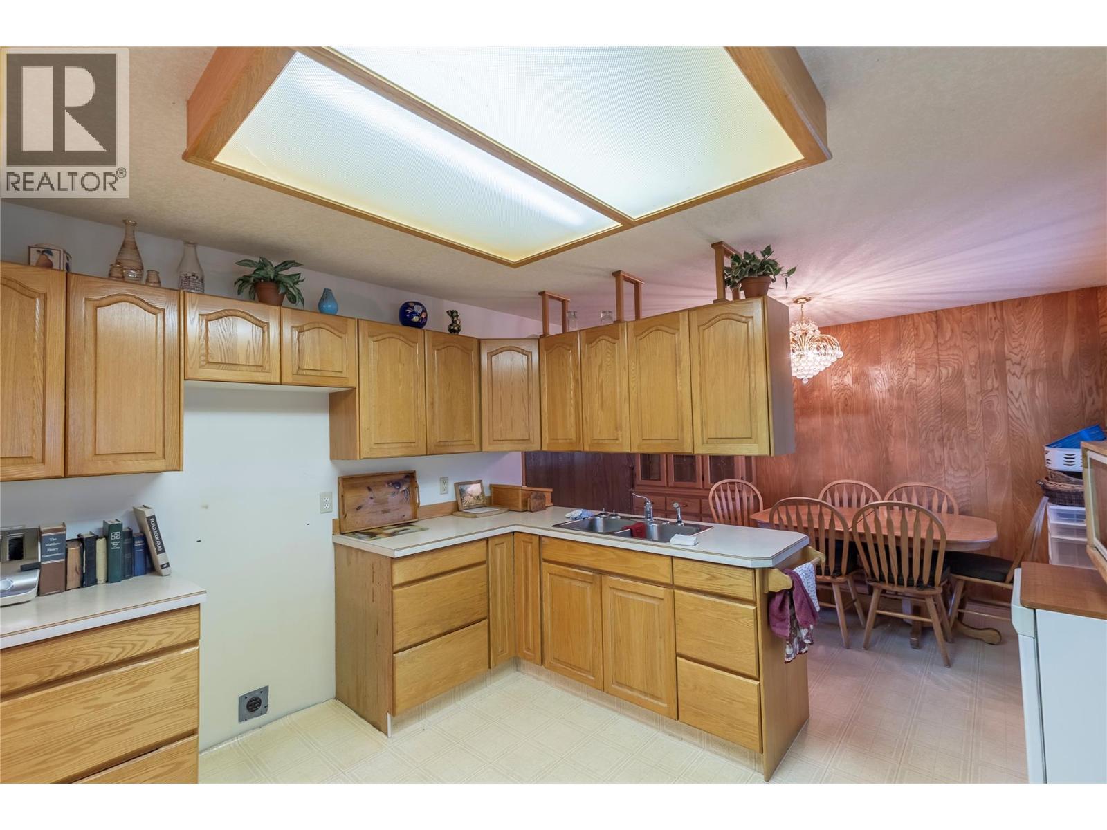 2619 Lakeshore Road. Vernon, British Columbia