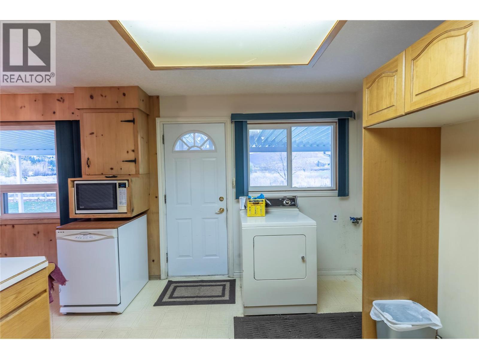 2619 Lakeshore Road. Vernon, British Columbia