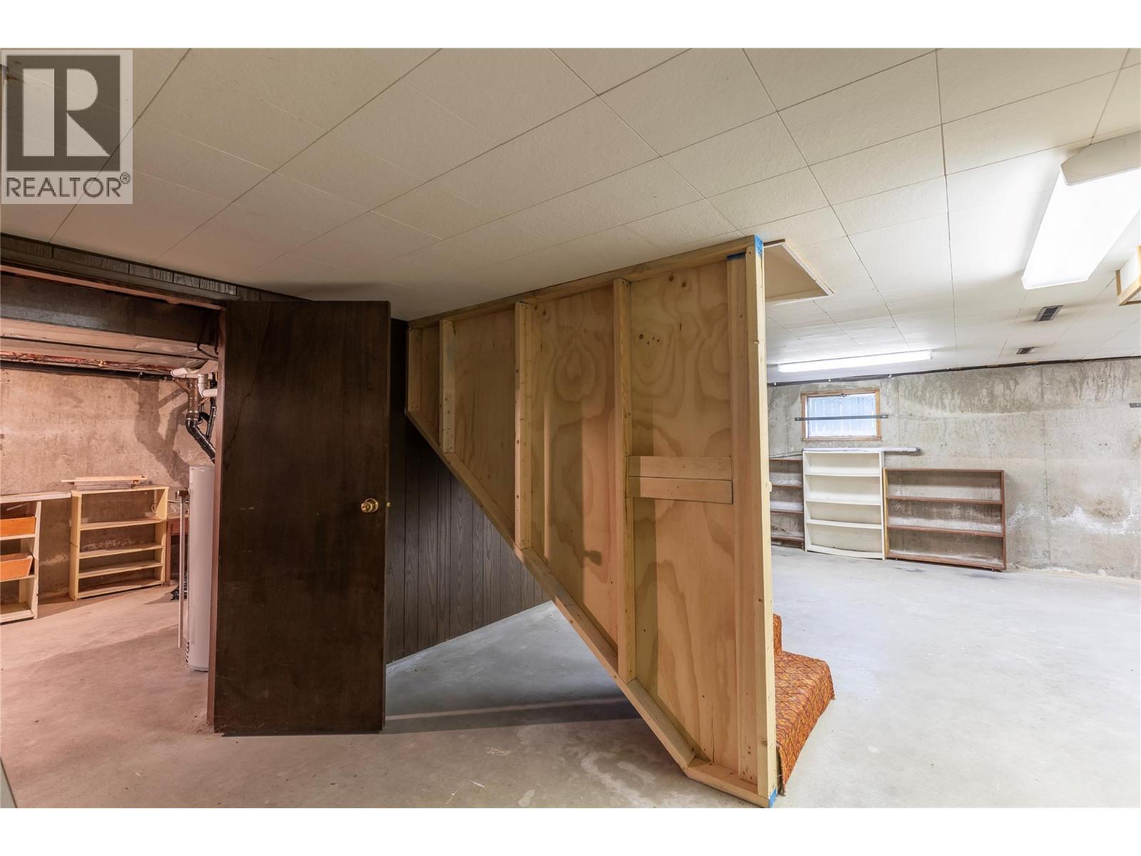 2619 Lakeshore Road. Vernon, British Columbia