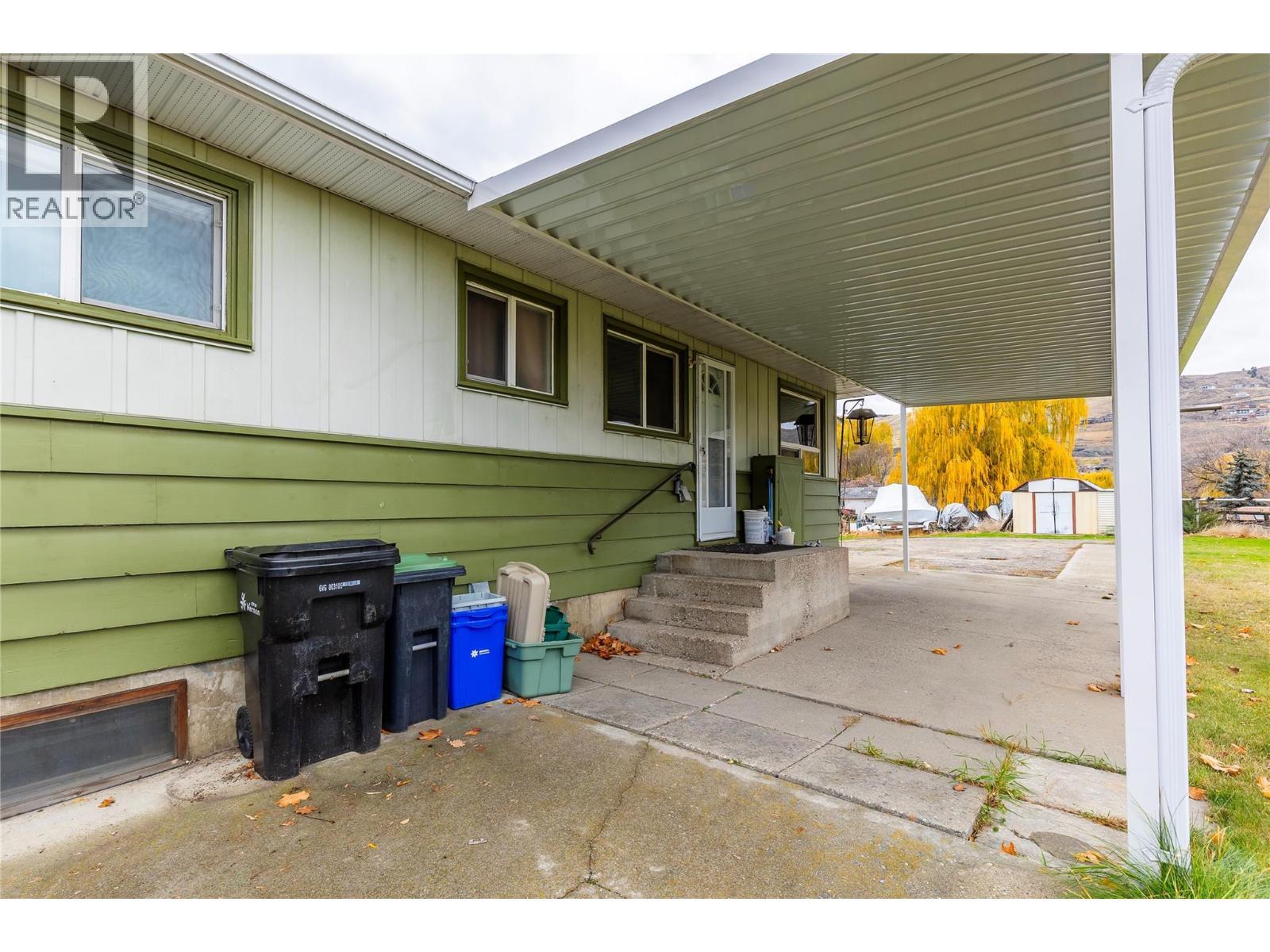 2619 Lakeshore Road. Vernon, British Columbia