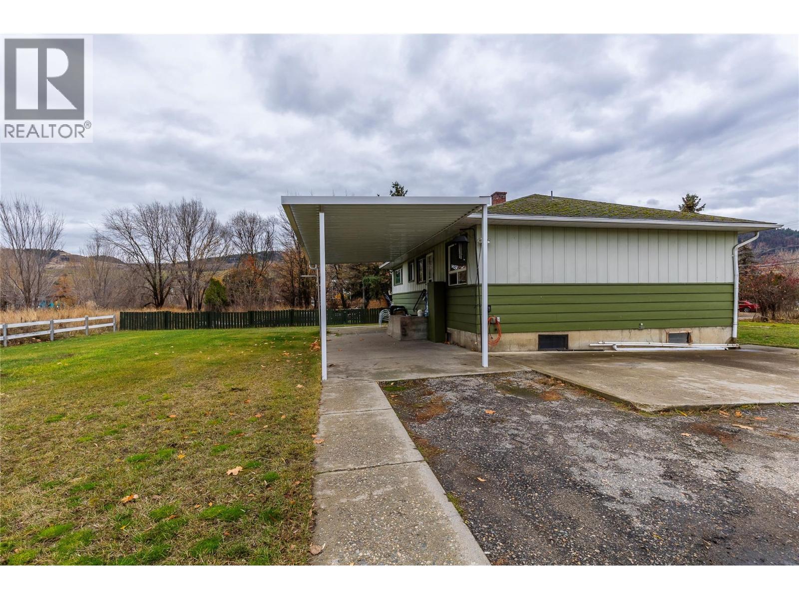 2619 Lakeshore Road. Vernon, British Columbia