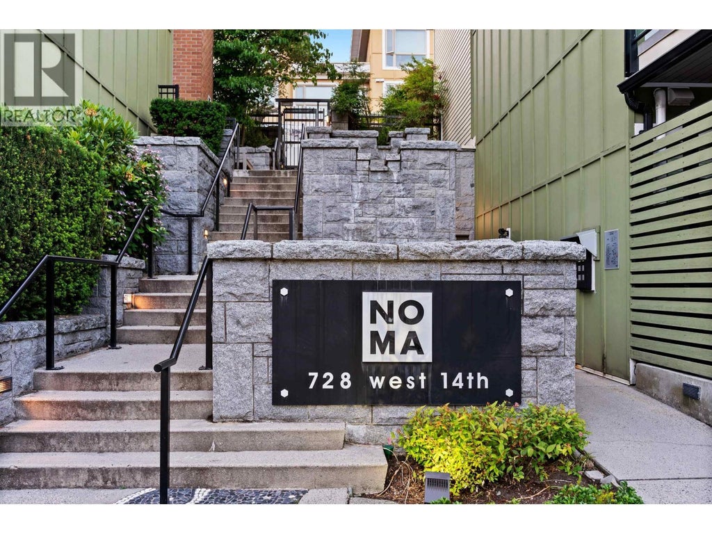 45 728 W 14th Street, North Vancouver