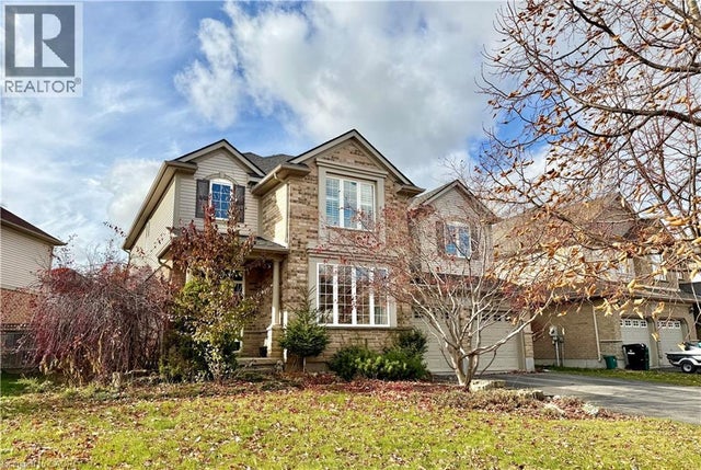 711 Cedar Bend Drive, Waterloo