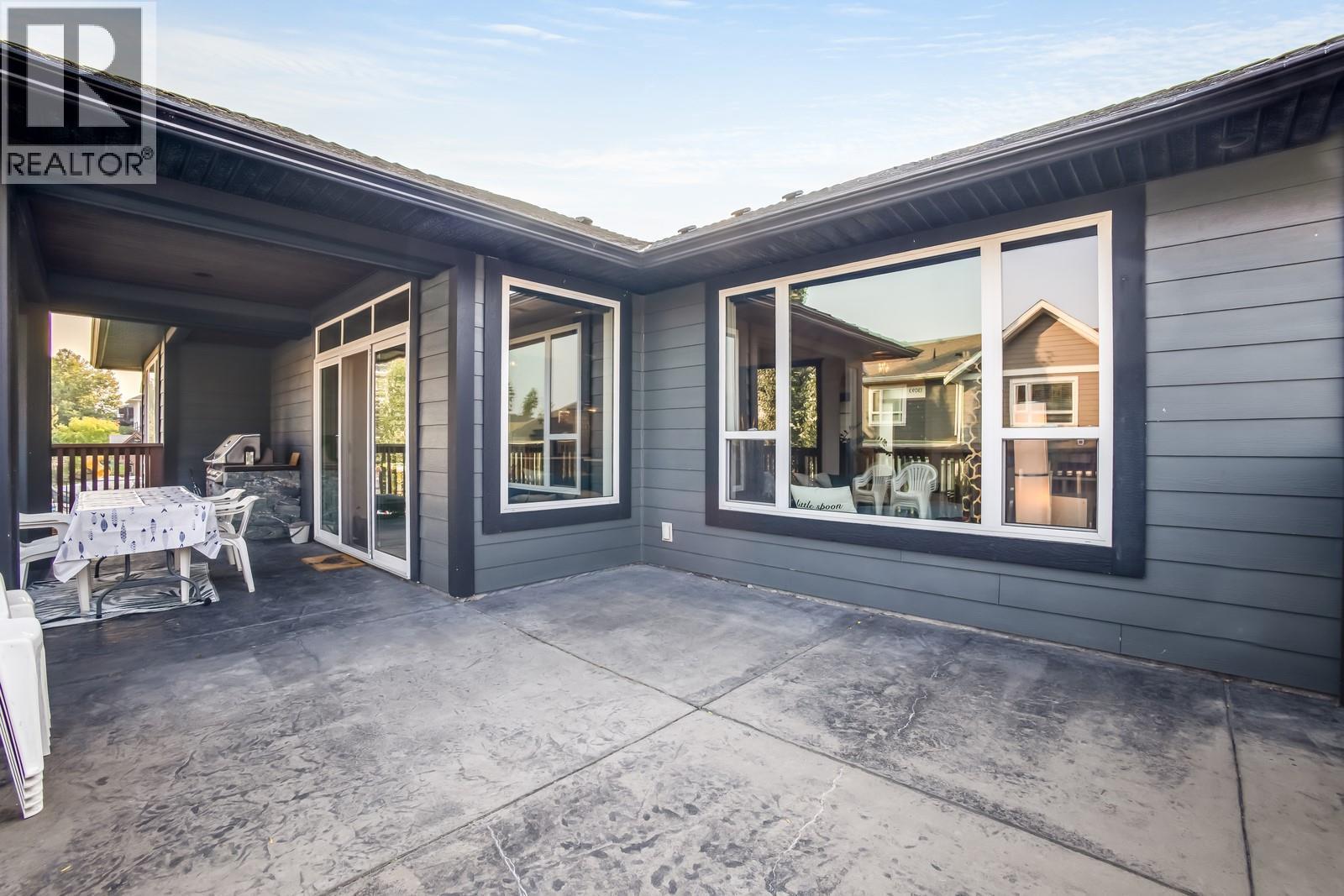 13093 Shoreline Drive. Lake Country, British Columbia