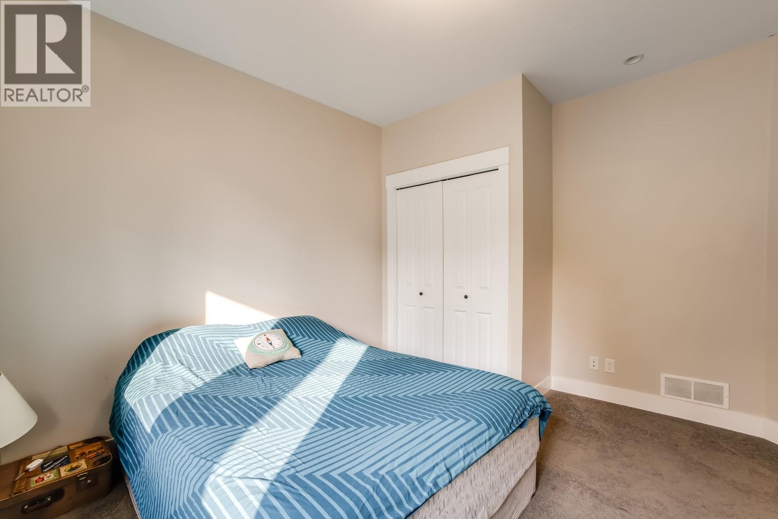 13093 Shoreline Drive. Lake Country, British Columbia