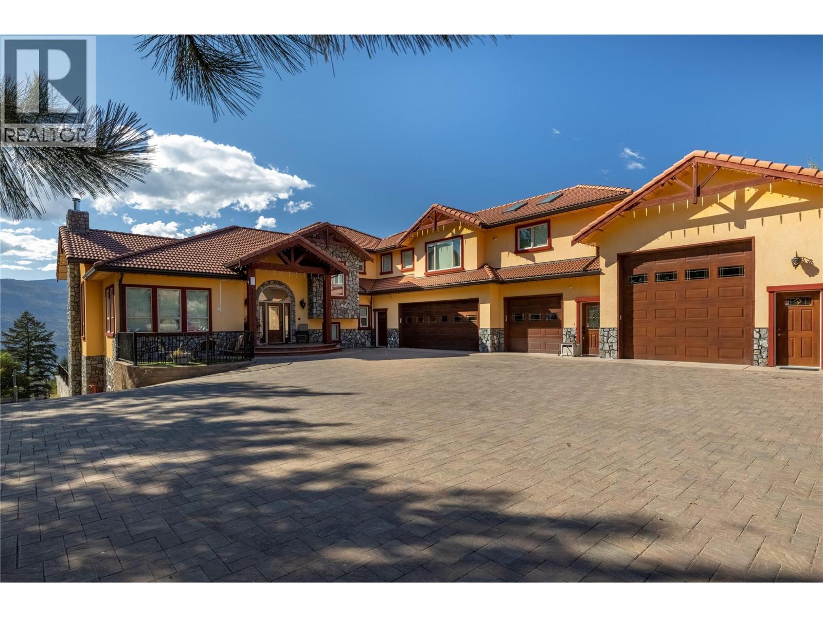 1727 Davidson Road. Lake Country, British Columbia