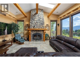 1727 Davidson Road. Lake Country, British Columbia