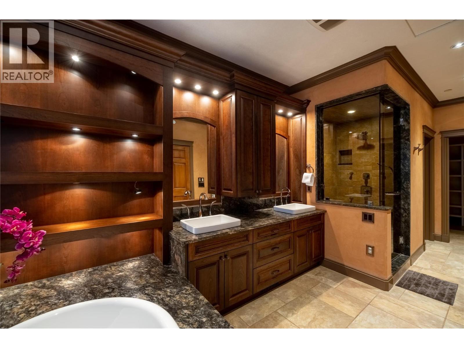 1727 Davidson Road. Lake Country, British Columbia