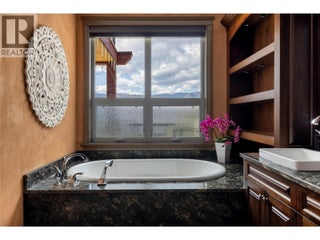 1727 Davidson Road. Lake Country, British Columbia