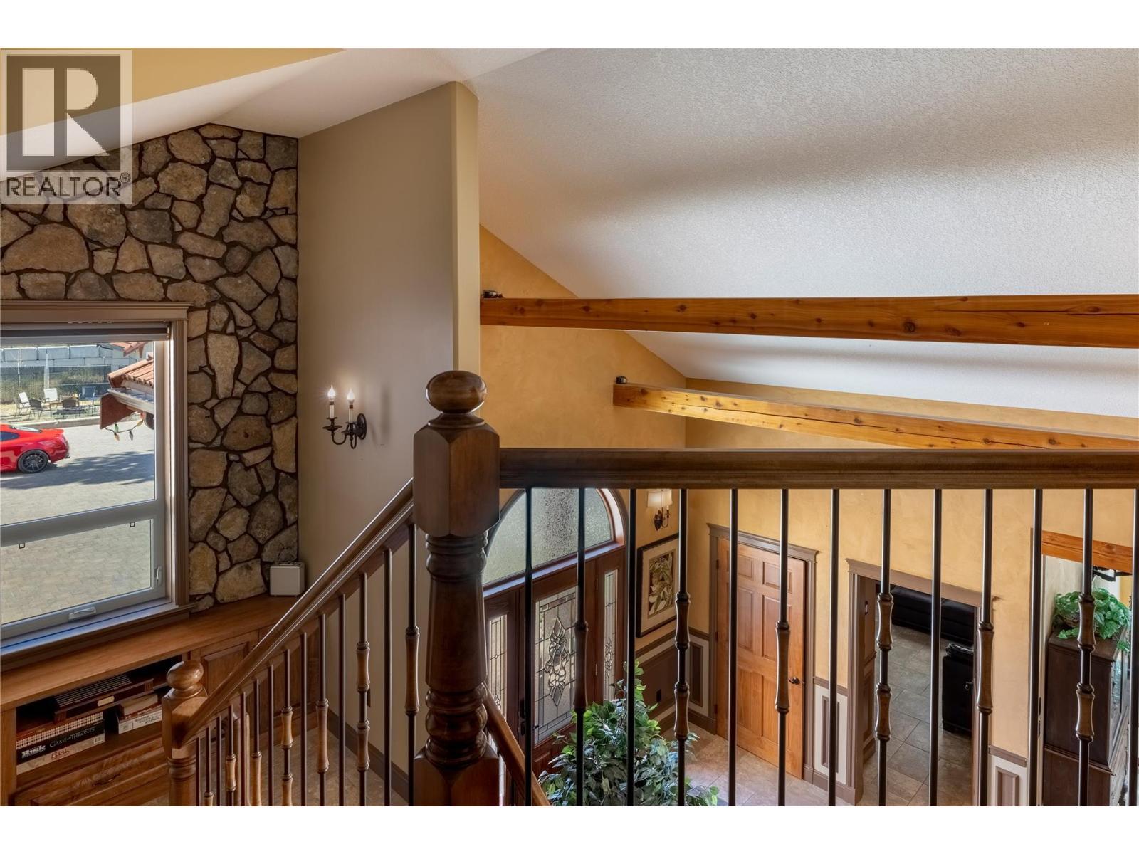 1727 Davidson Road. Lake Country, British Columbia