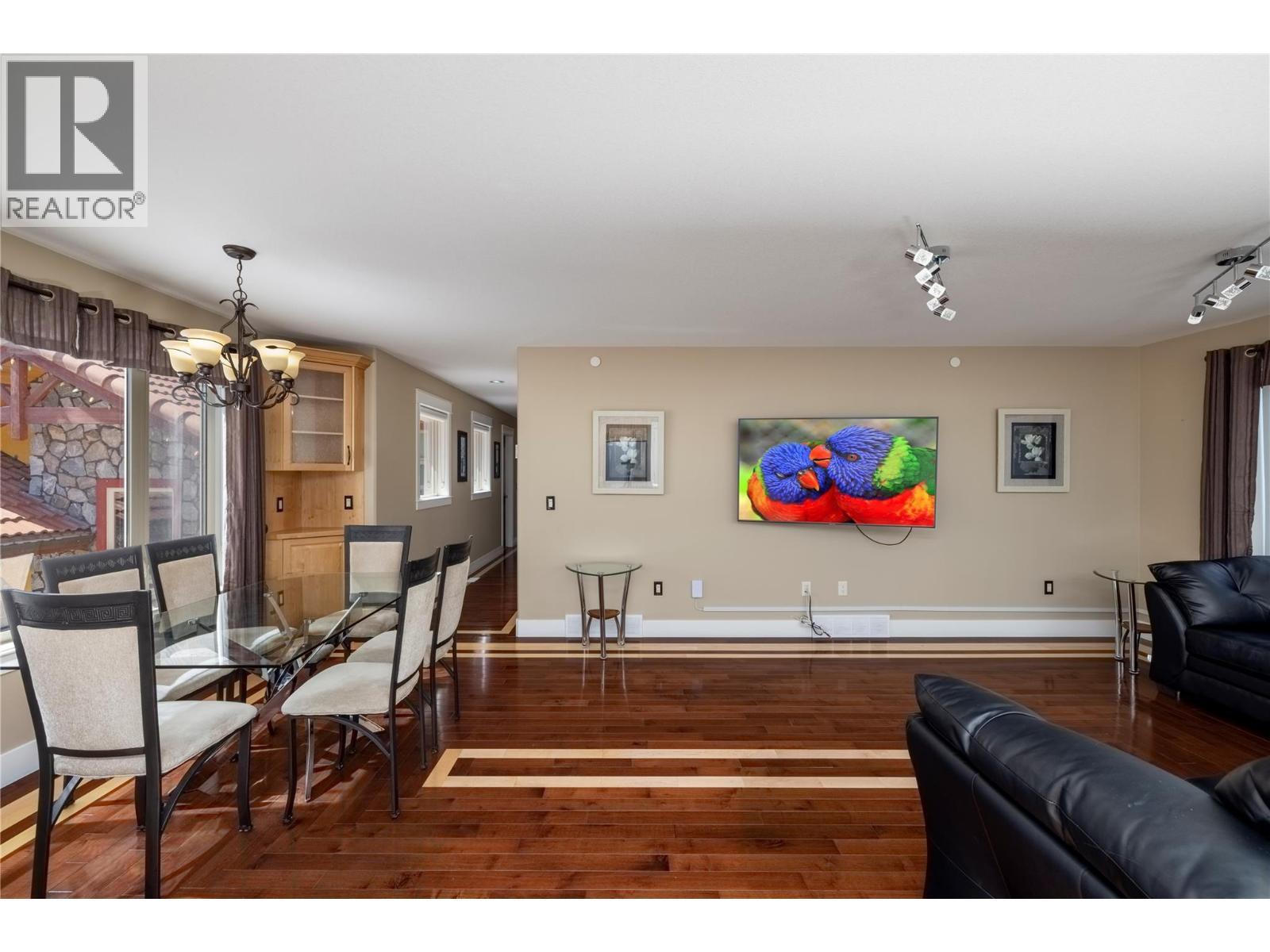 1727 Davidson Road. Lake Country, British Columbia