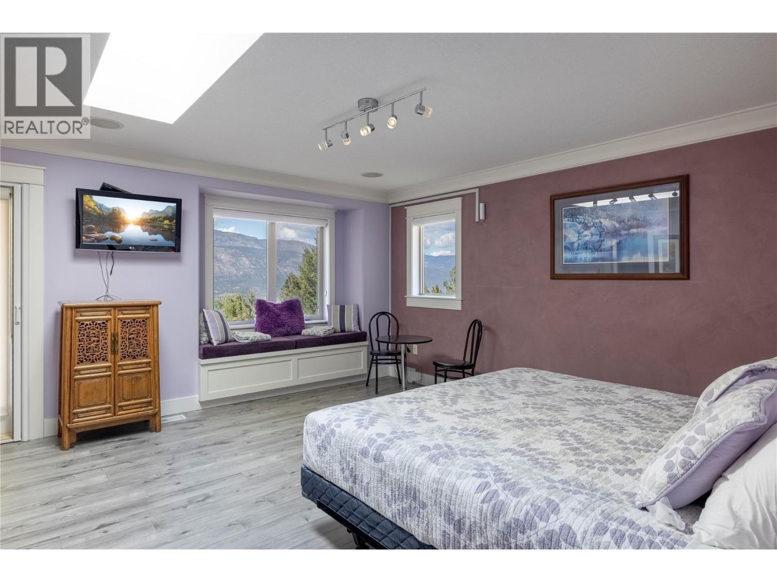 1727 Davidson Road. Lake Country, British Columbia