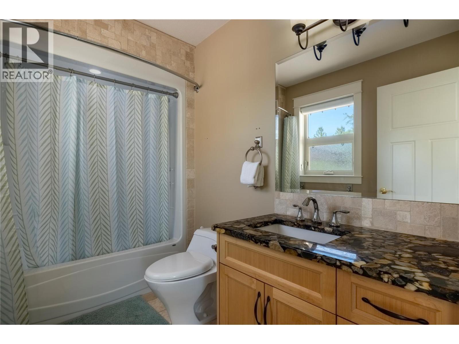 1727 Davidson Road. Lake Country, British Columbia