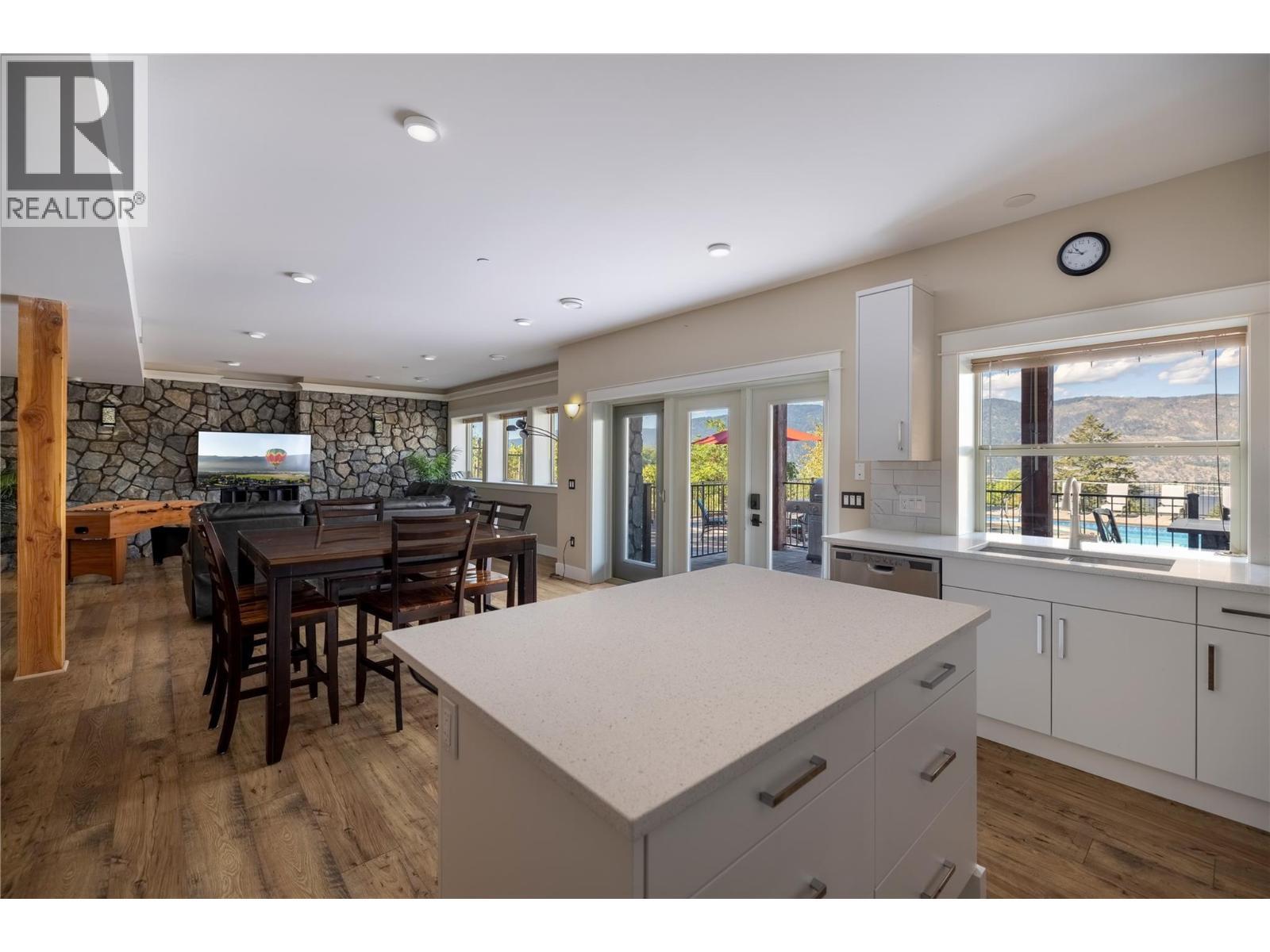 1727 Davidson Road. Lake Country, British Columbia