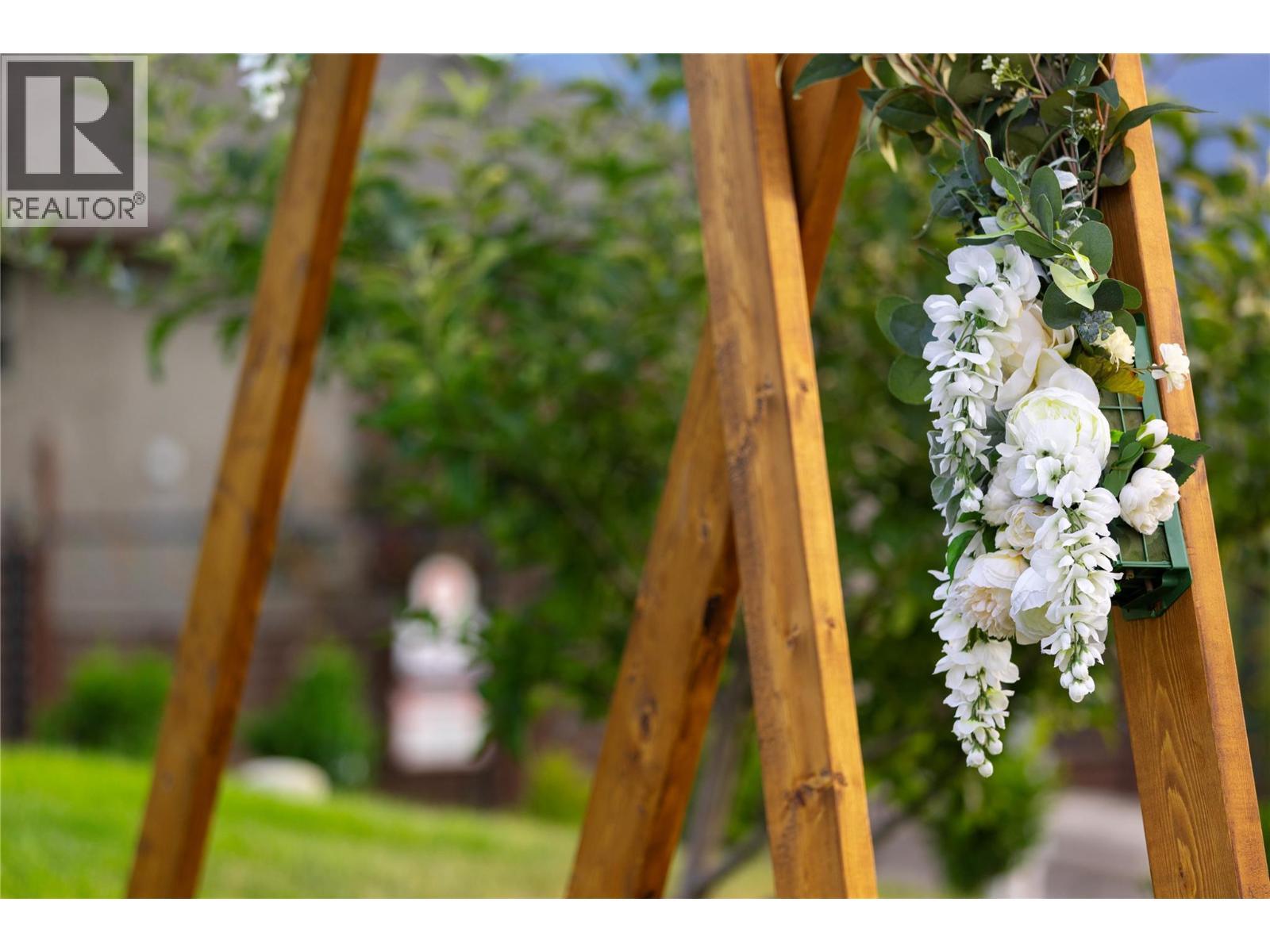 1727 Davidson Road. Lake Country, British Columbia