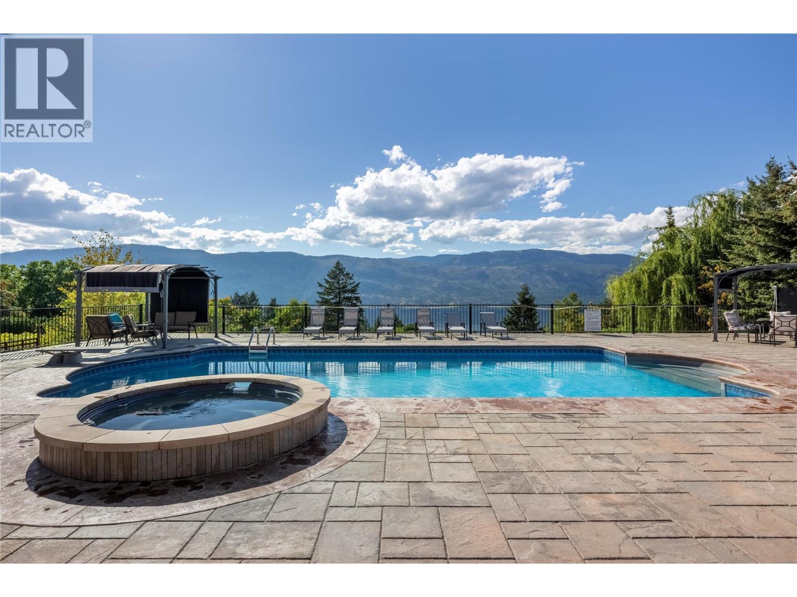1727 Davidson Road. Lake Country, British Columbia