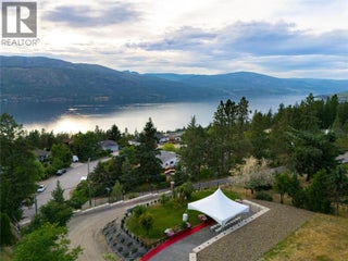 1727 Davidson Road. Lake Country, British Columbia