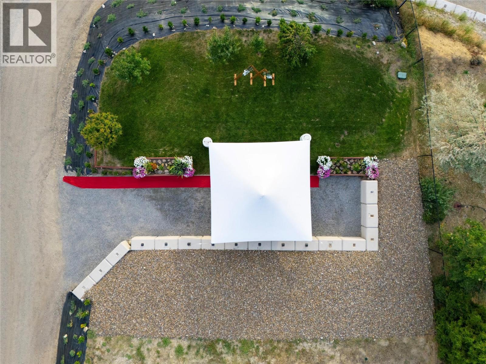 1727 Davidson Road. Lake Country, British Columbia