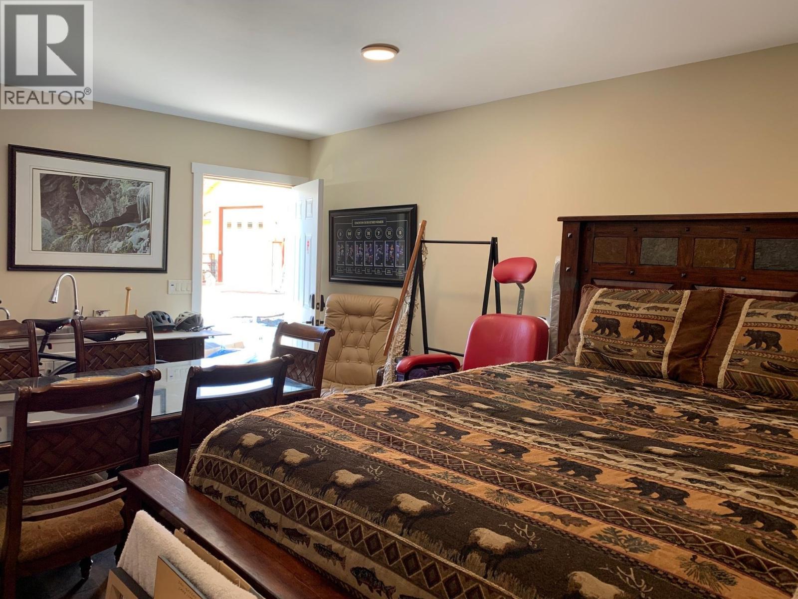 1727 Davidson Road. Lake Country, British Columbia