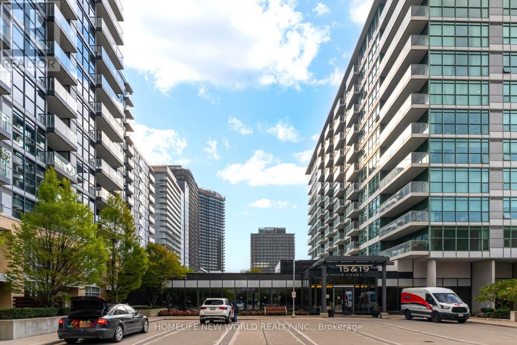 Th2 - 19 Singer Court, Toronto (bayview Village)