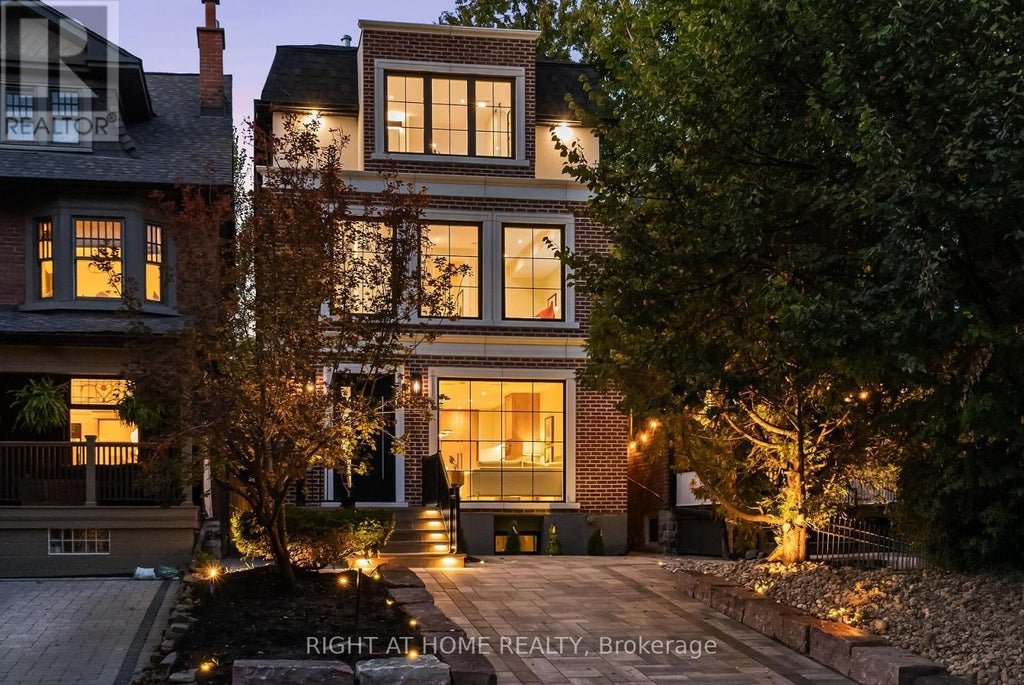 98 Dixon Avenue, Toronto (the Beaches)