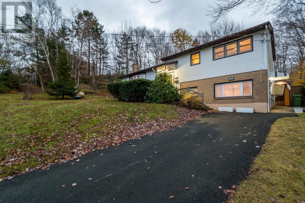 10 Plymouth Street, Halifax